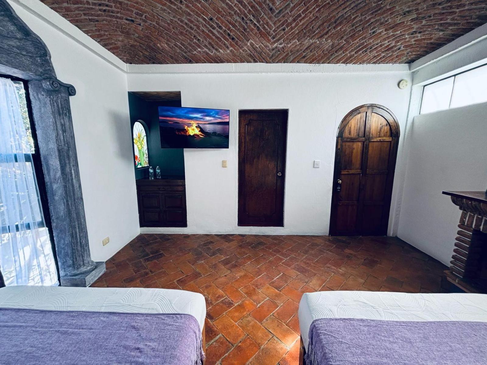 Casa Loreto Hotel